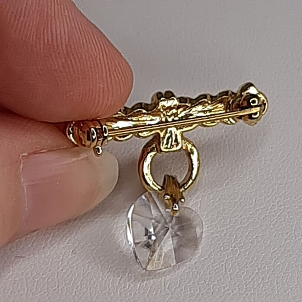 Princess House Gold-Tone Bar Brooch with Small Crystal Heart Dangle - Picture 6 of 8